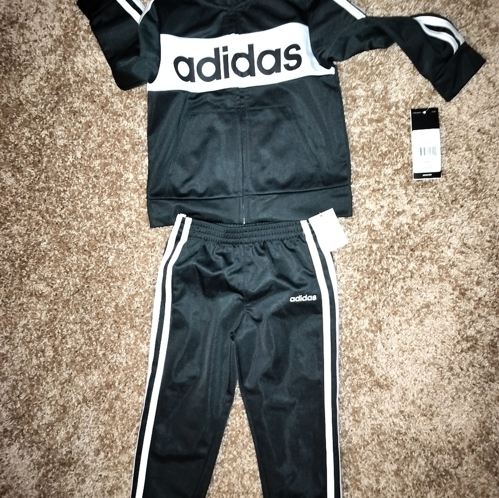 Nike set/ Adidas set